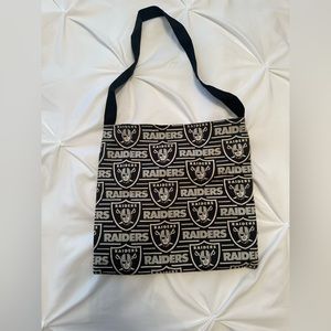 Small Raiders bag
